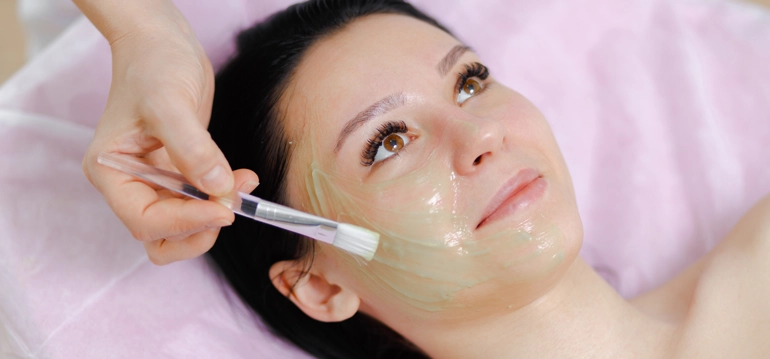 Top dermatologist in Kollam
                                        